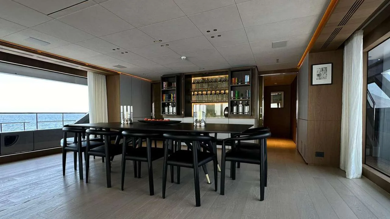 Cosmico - photo 19 yacht charter Cannes
