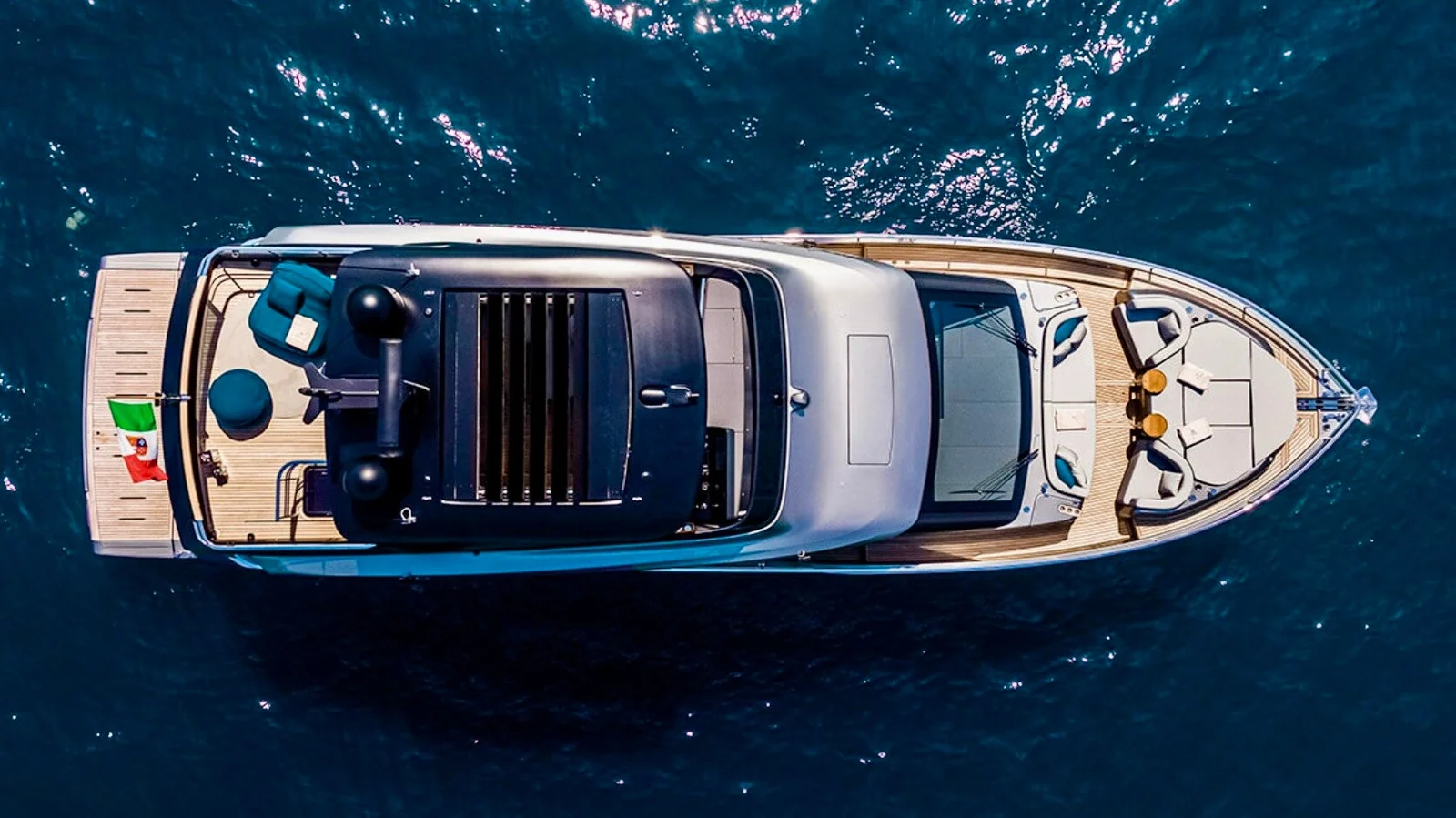 Cranchi 67 Settantotto - photo 5 yacht charter Cannes