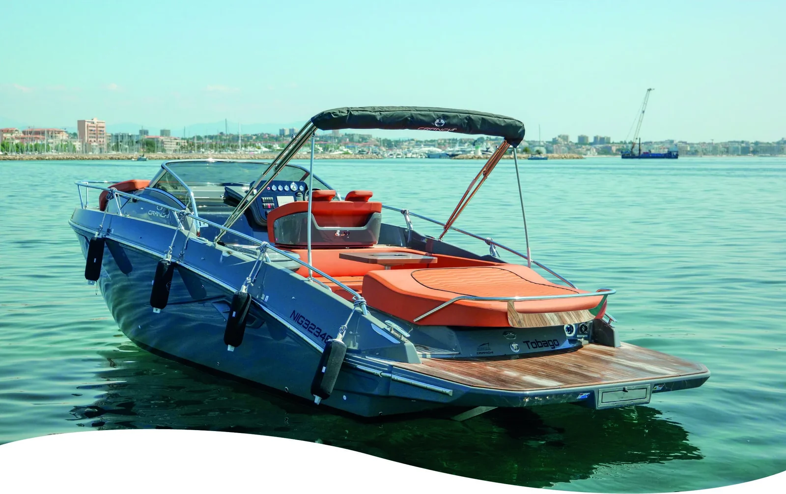 Cranchi E30 Endurance - photo 3 yacht charter Cannes