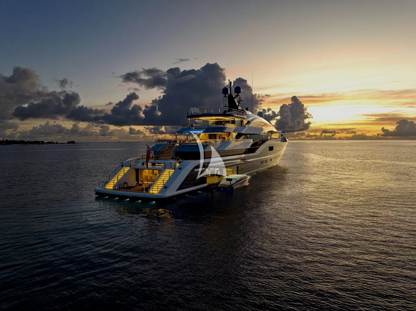 DAR - photo 23 yacht charter Cannes