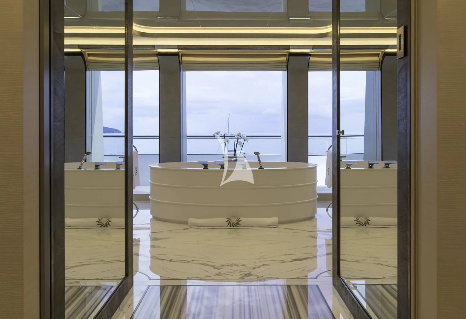 DAR - photo 34 yacht charter Cannes