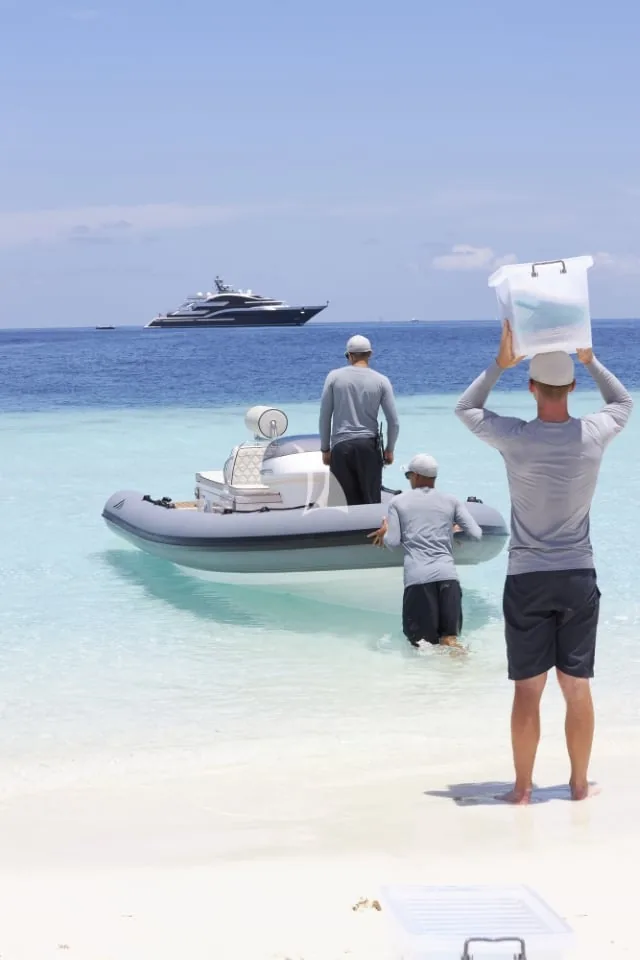 DAR - photo 54 yacht charter Cannes