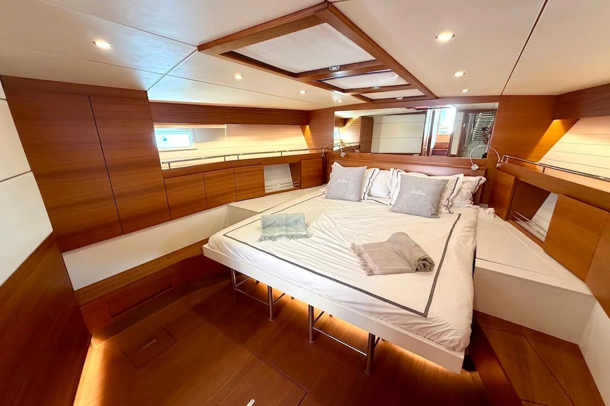 Delta 60 Open - photo 4 yacht charter Cannes