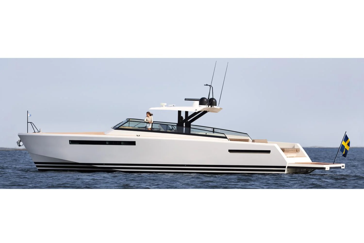 Delta 60 Open - photo 38 yacht charter Cannes