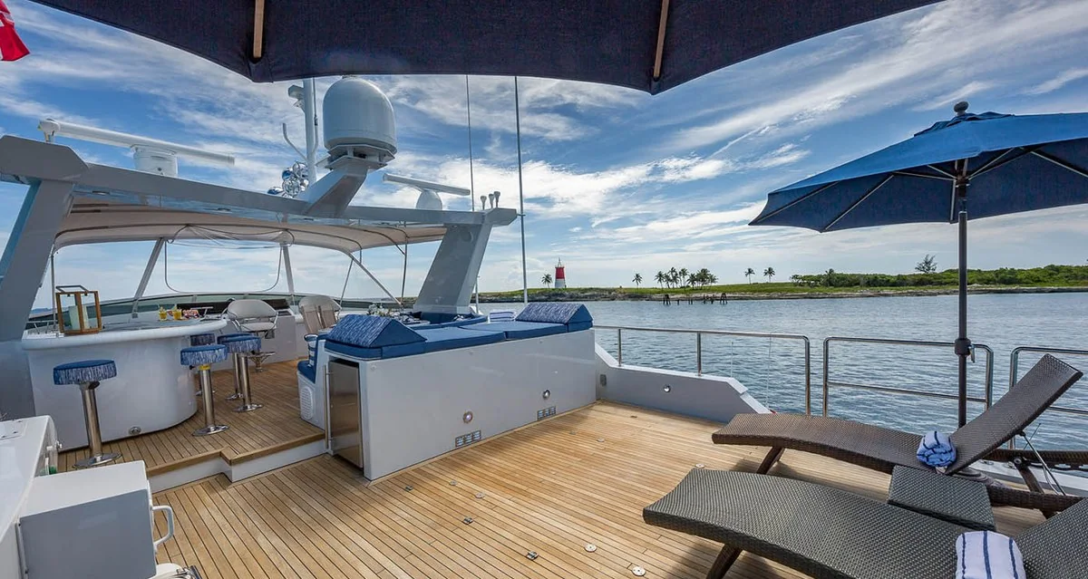 Destiny - photo 2 yacht charter Miami