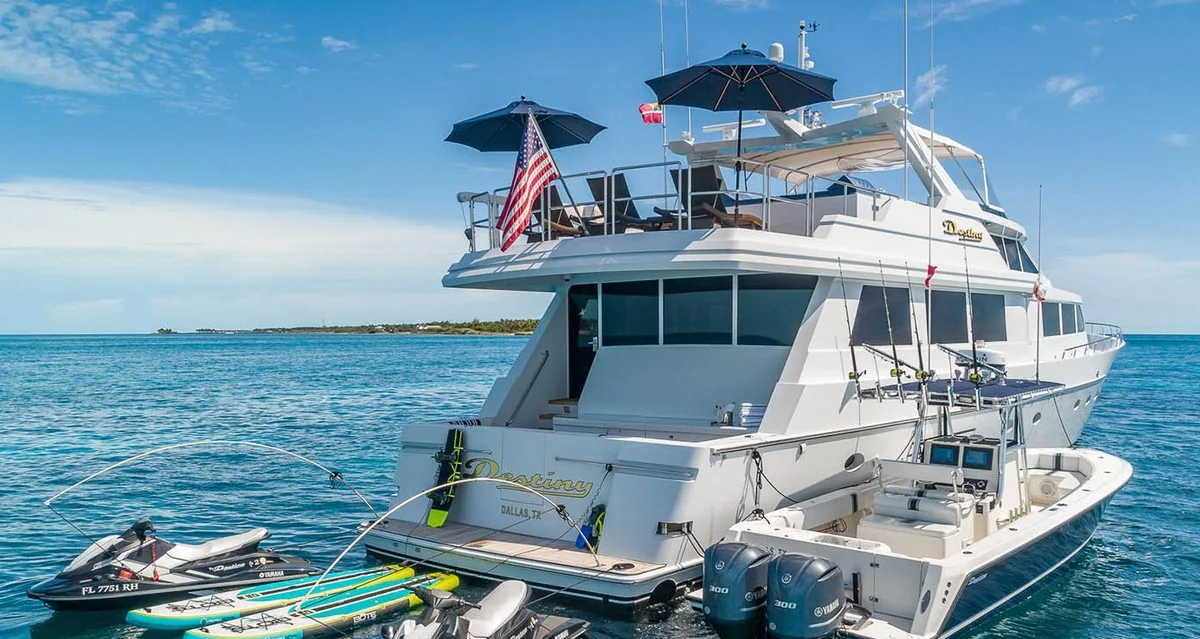 Destiny - photo 4 yacht charter Miami