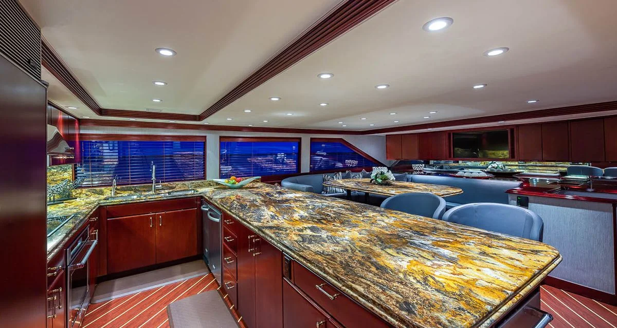 Destiny - photo 8 yacht charter Miami