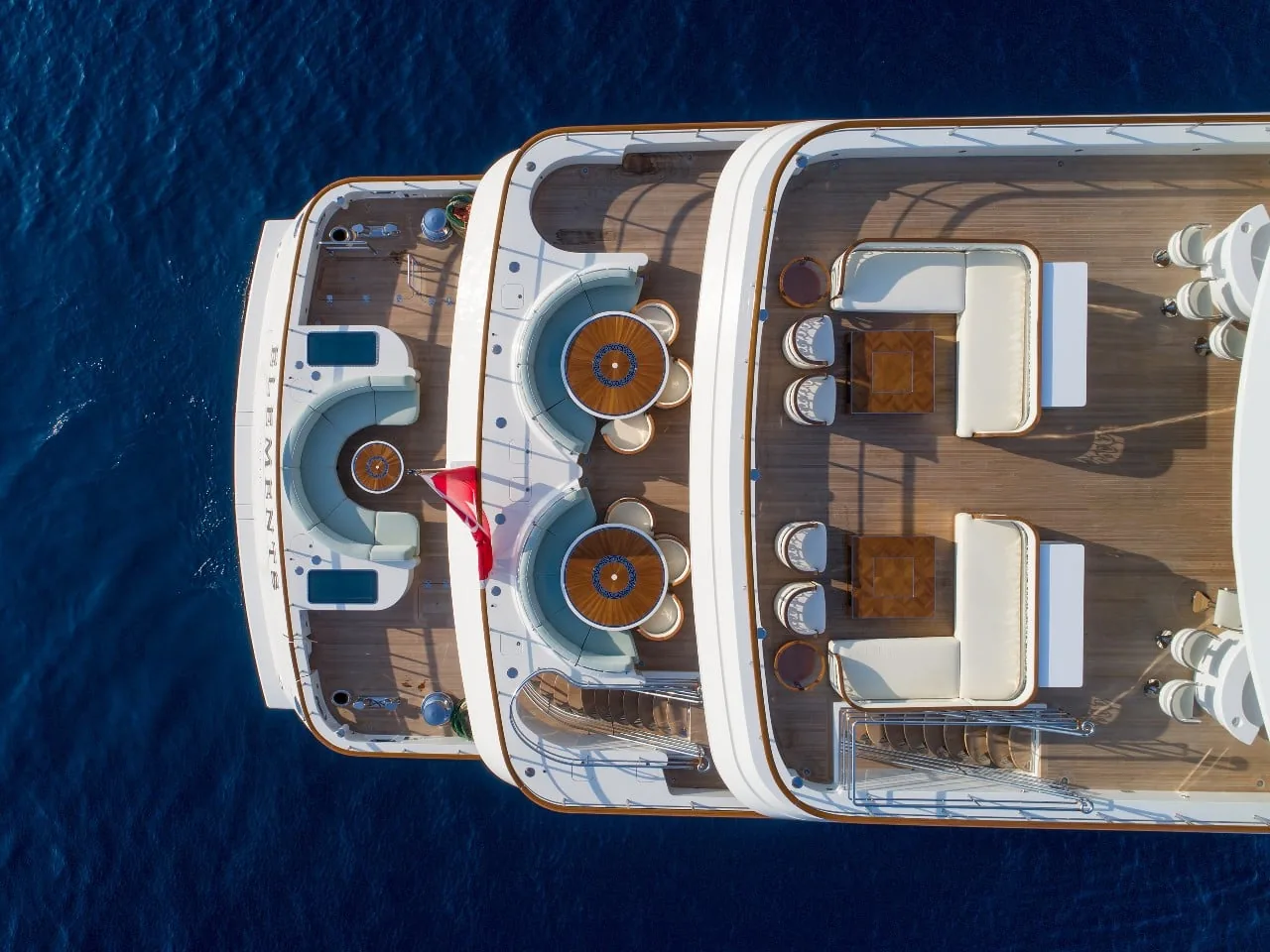 ELEMENTS - photo 4 location yacht Cannes