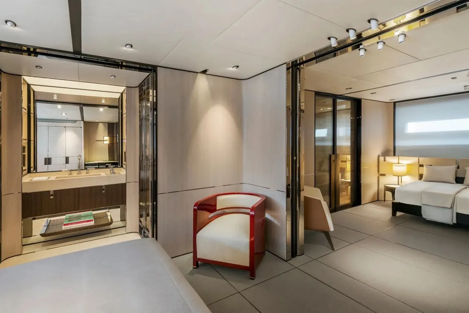ENDEAVOUR 2 - photo 10 yacht charter Cannes