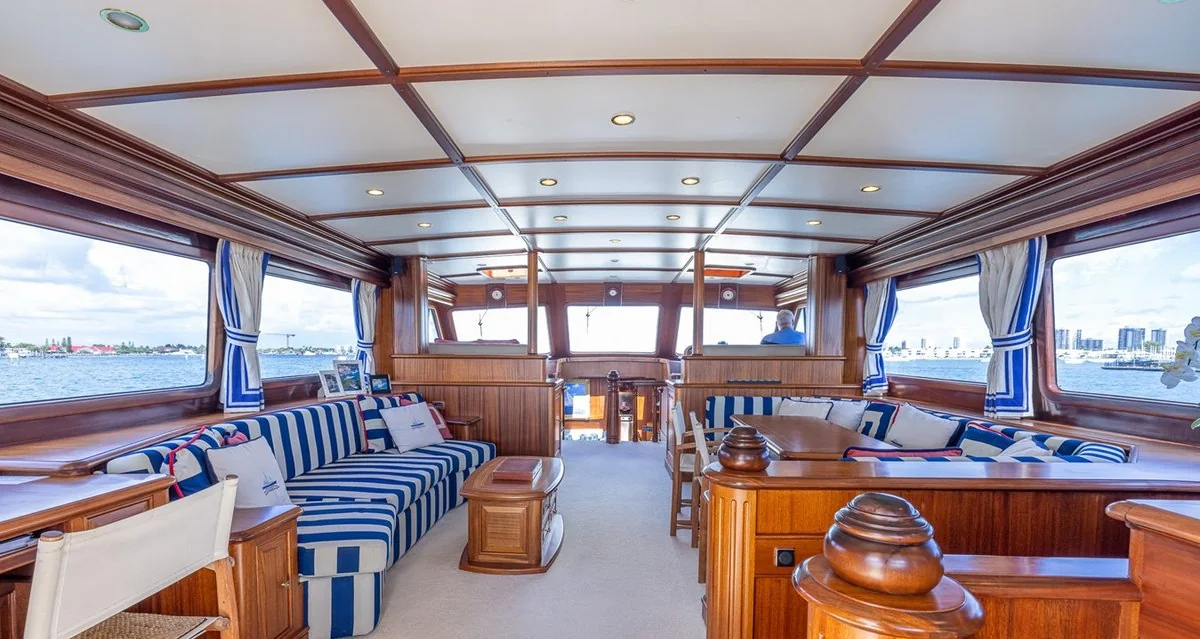 Essence of Cayman - photo 12 yacht charter Miami