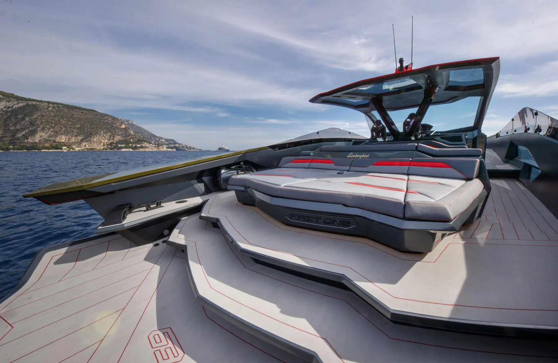 Fast One - photo 6 yacht charter Cannes