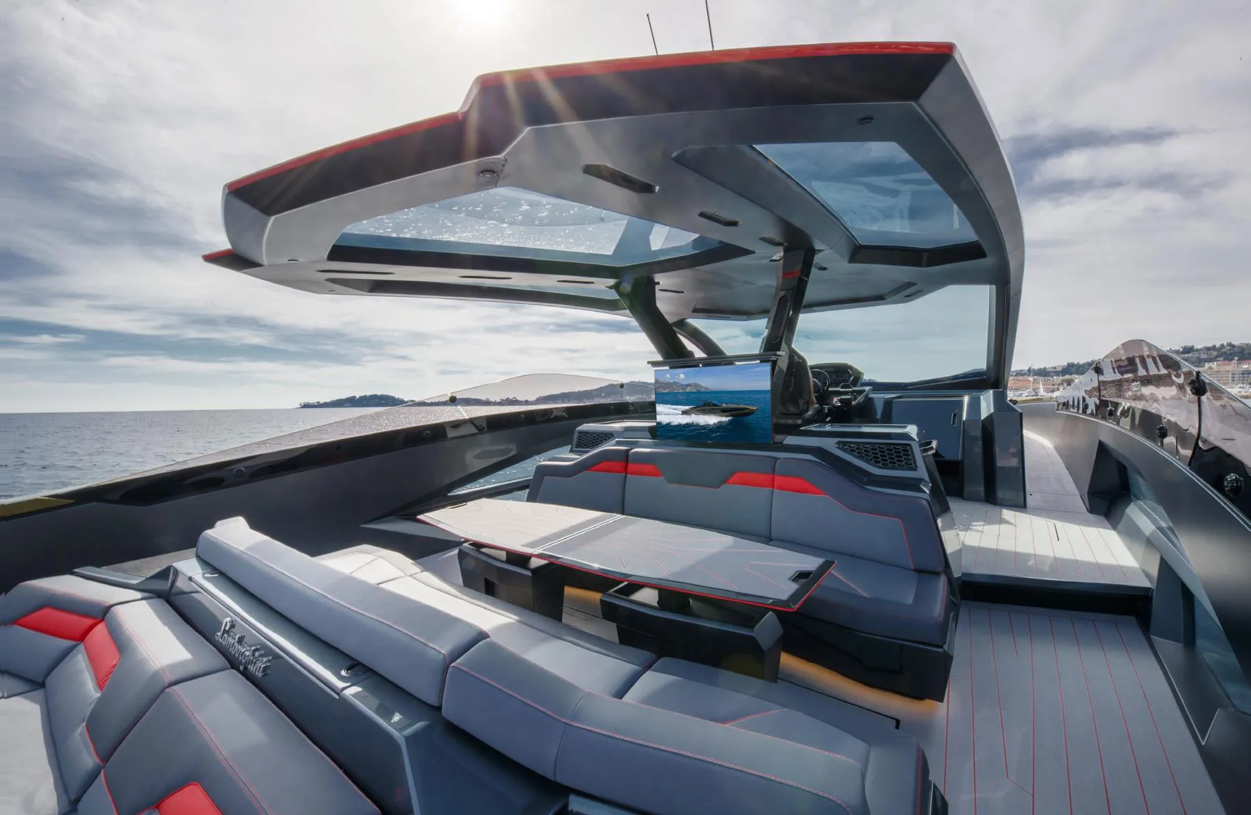 Fast One - photo 7 yacht charter Cannes