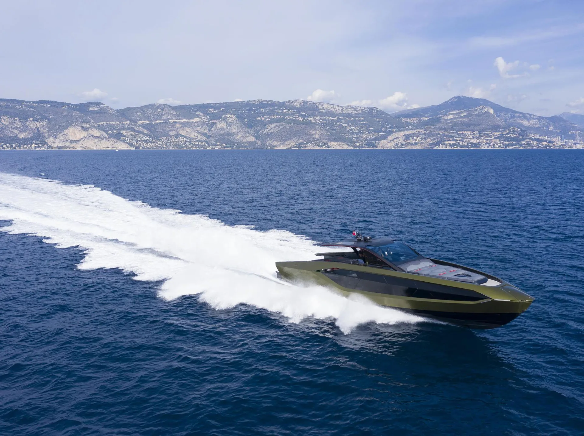 Fast One - photo 17 yacht charter Cannes
