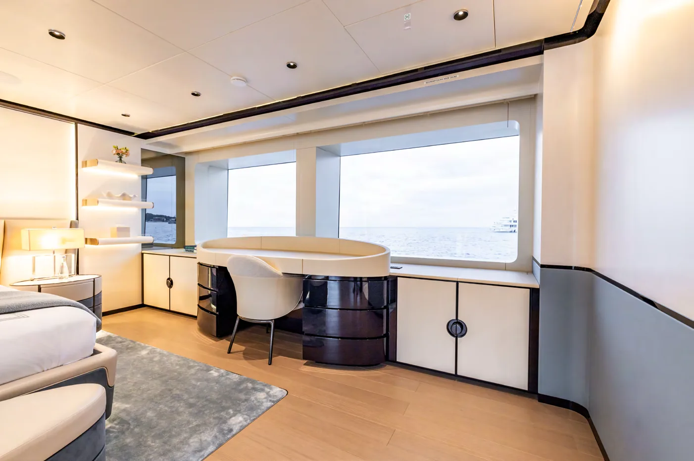 Felicita - photo 16 yacht charter Cannes