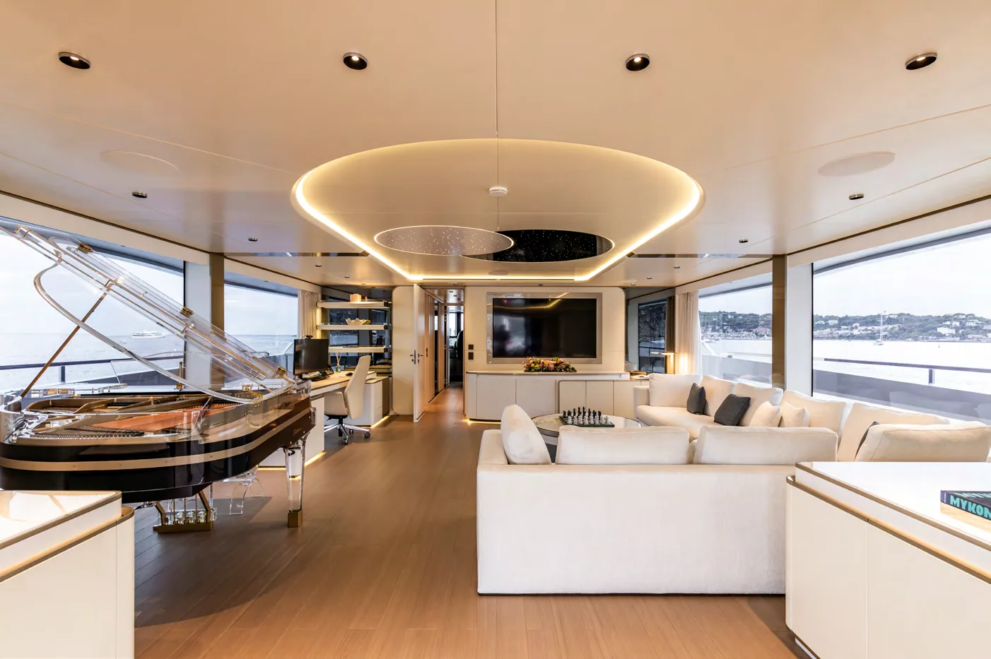 Felicita - photo 27 yacht charter Cannes