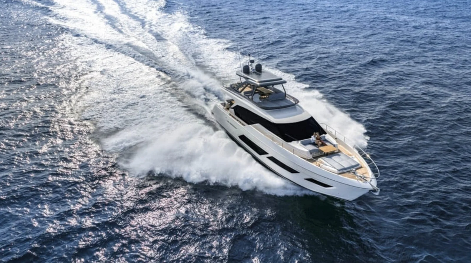 Ferretti 720 (Breeze) - photo 20 yacht charter Cannes