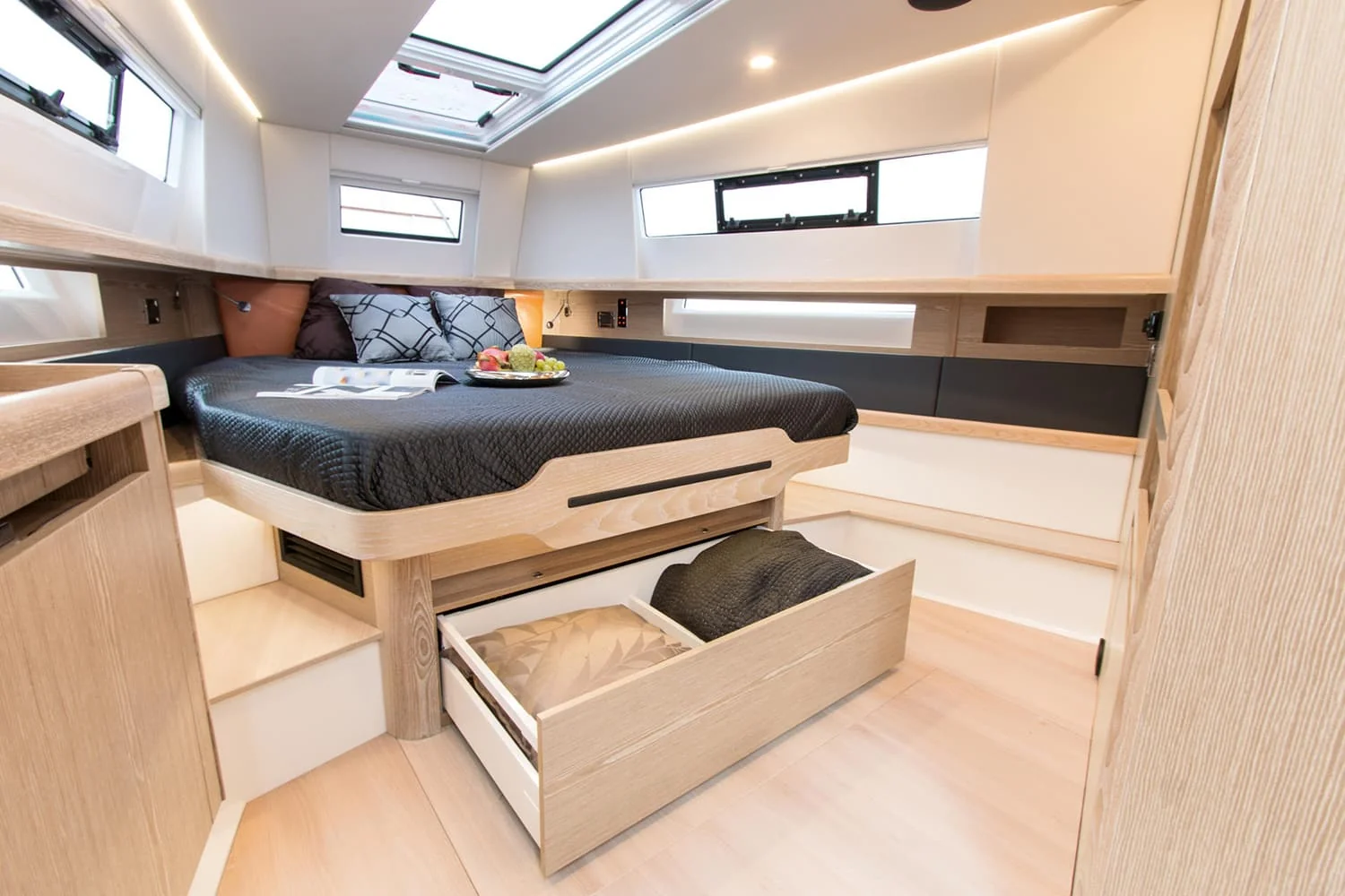 Fjord 44 Open - photo 16 yacht charter Cannes