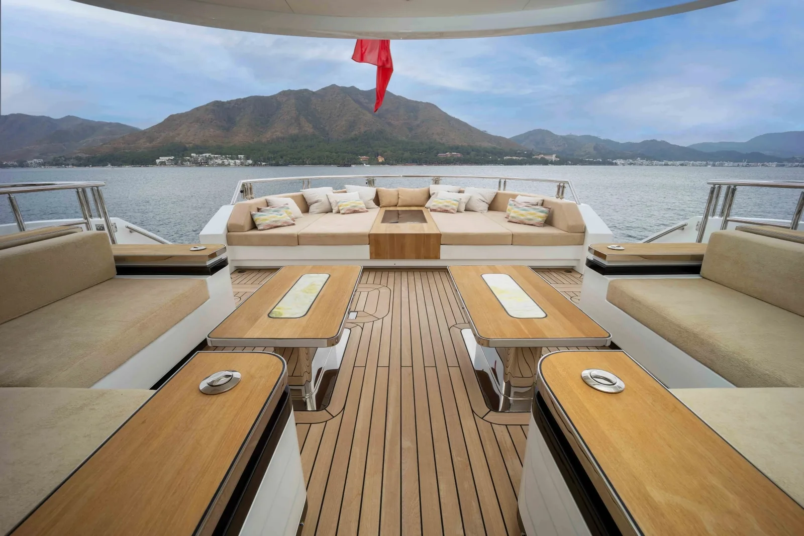 FORTUNA - photo 12 yacht charter Cannes