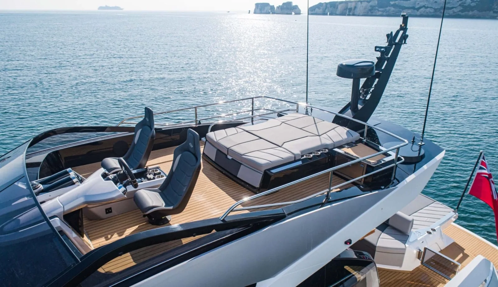FORZA - photo 2 yacht charter Cannes