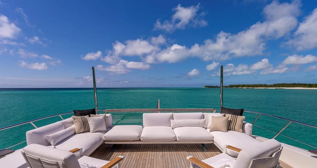 Gatsby - photo 2 yacht charter Miami