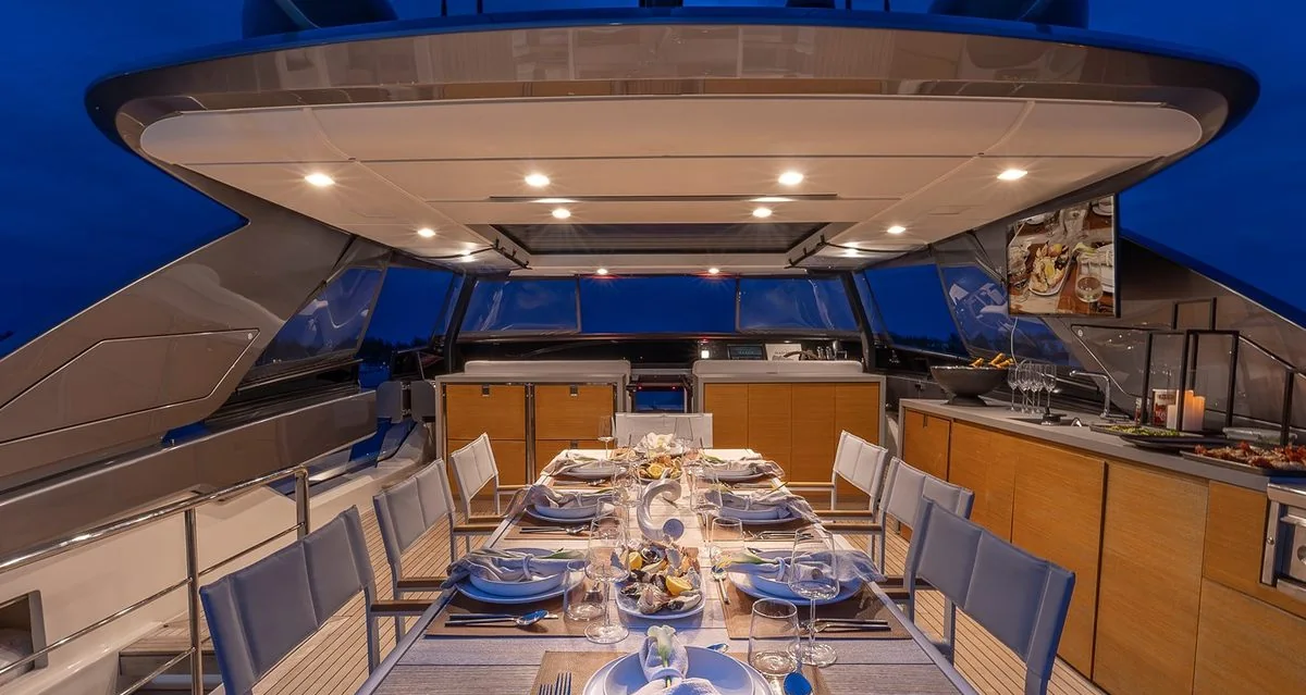 Gatsby - photo 3 yacht charter Miami