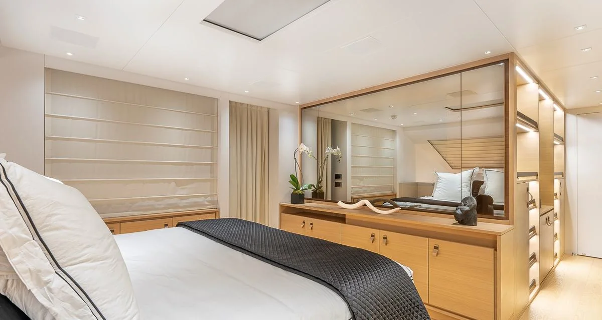 Gatsby - photo 9 yacht charter Miami