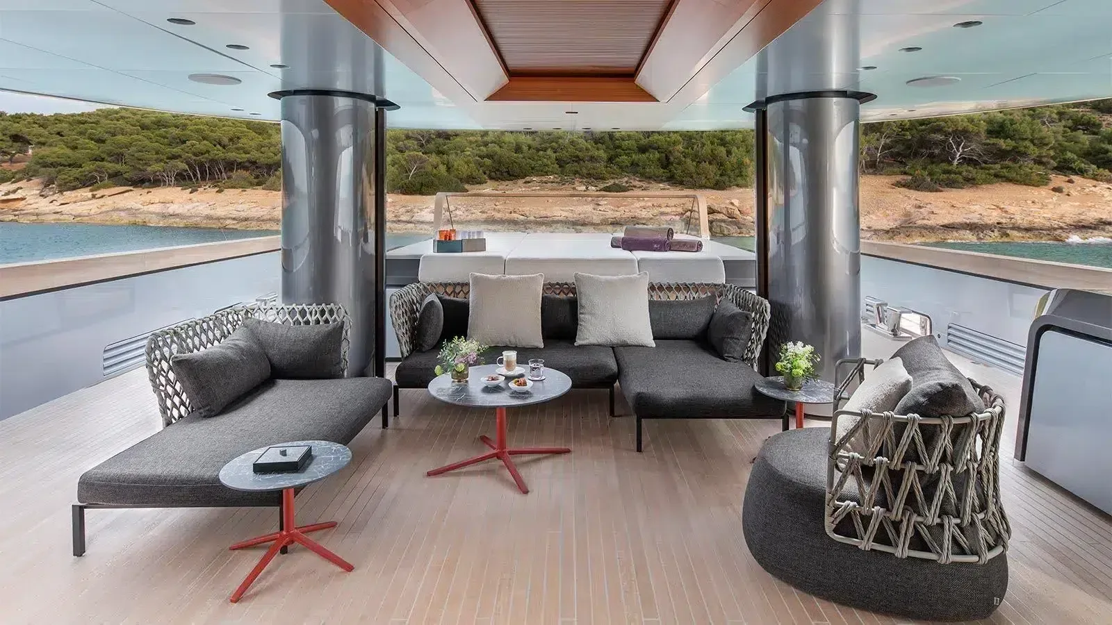 GECO - photo 21 yacht charter Cannes