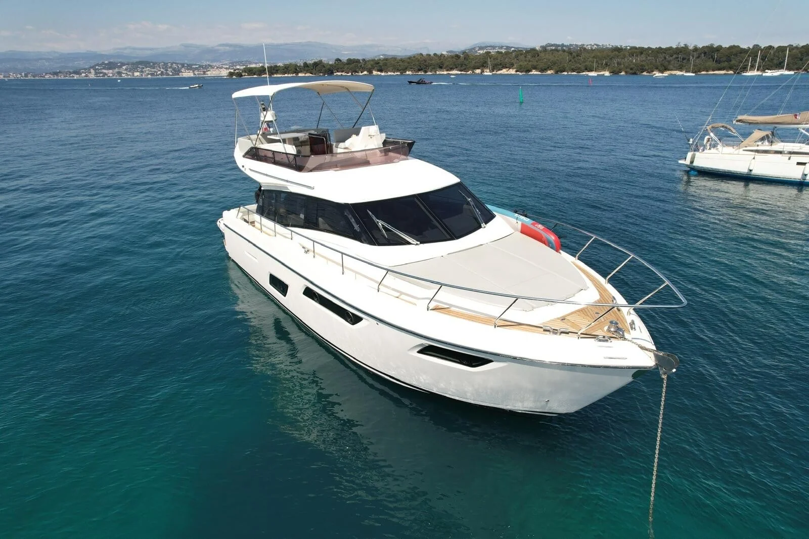 Greenline 45 Coupe - photo 3 yacht charter Cannes