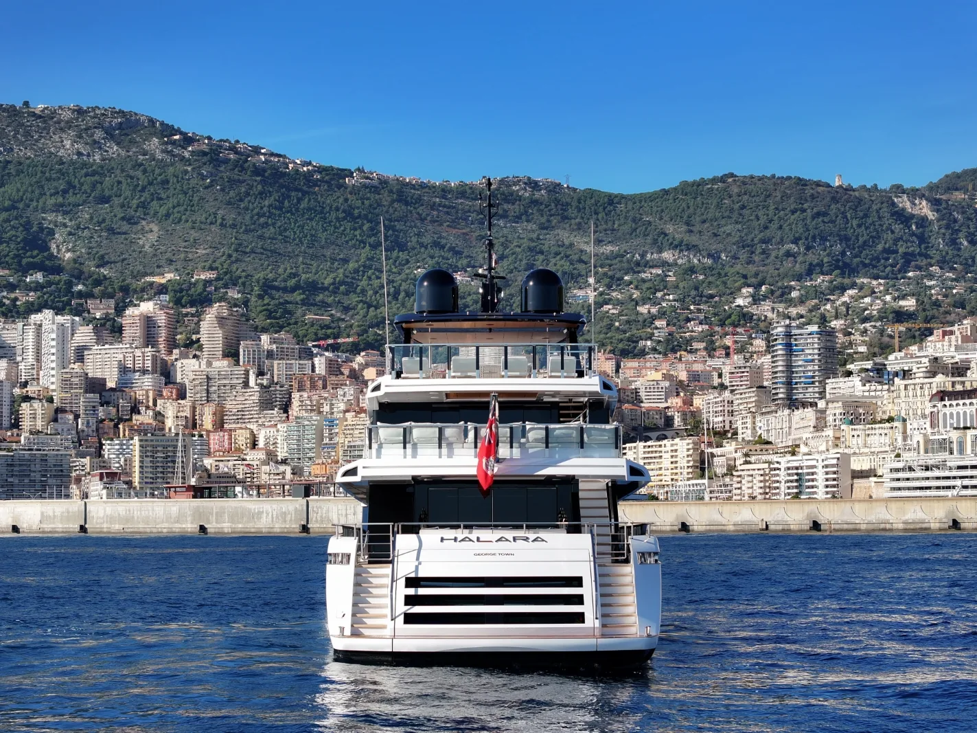 HALARA - photo 2 yacht charter Cannes