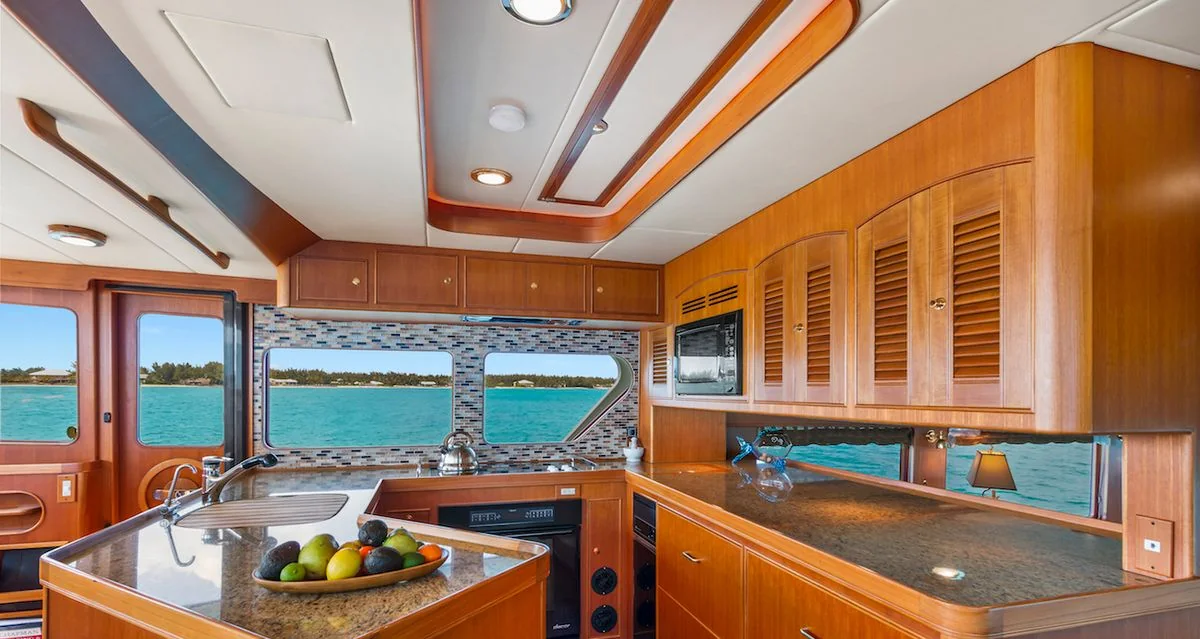 Halcyon Seas - photo 10 yacht charter Miami