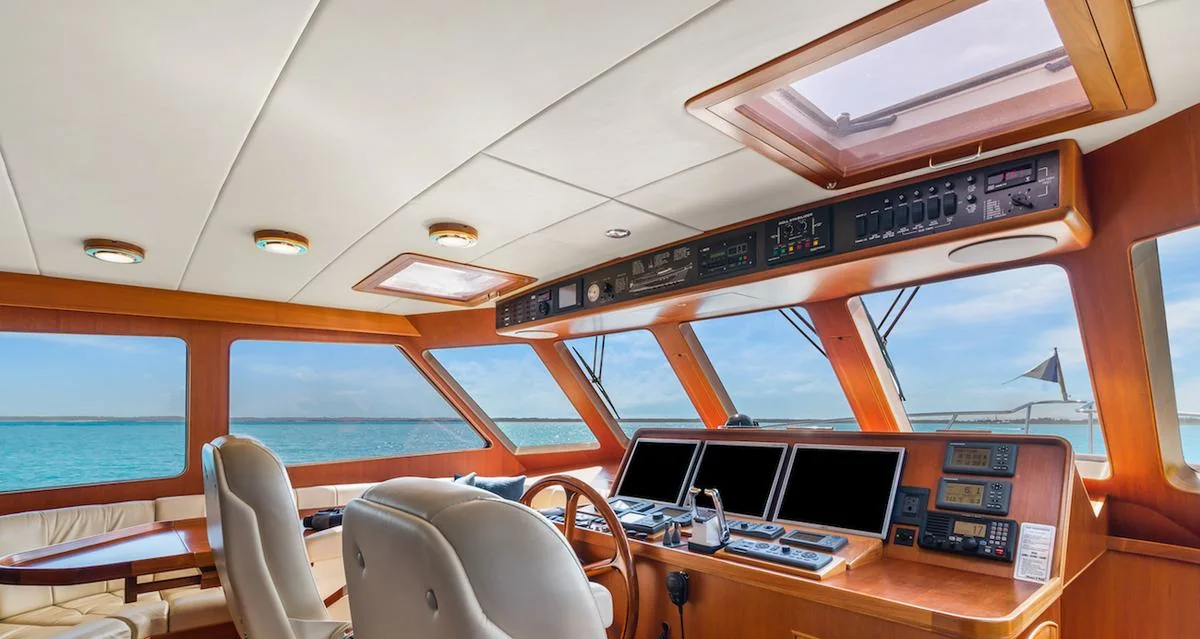 Halcyon Seas - photo 15 yacht charter Miami