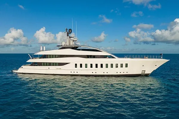 HALO - yacht charter Cannes