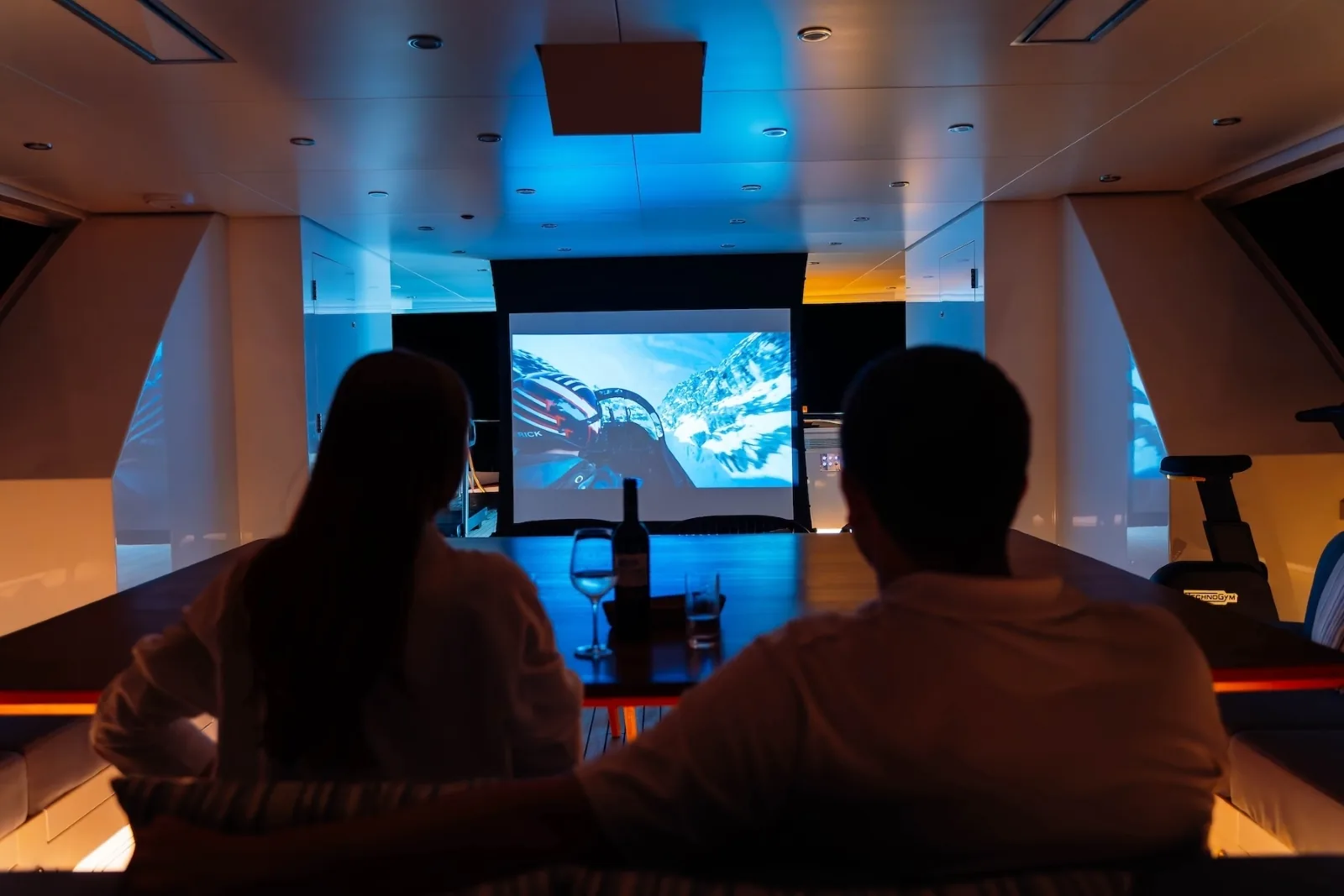 HEEUS - photo 22 yacht charter Cannes