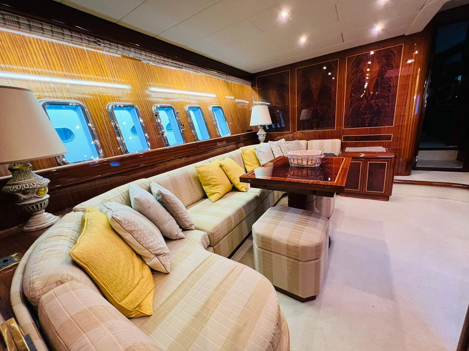 HELIOS - photo 14 yacht charter Cannes