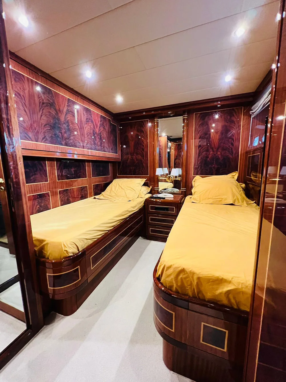 HELIOS - photo 21 yacht charter Cannes