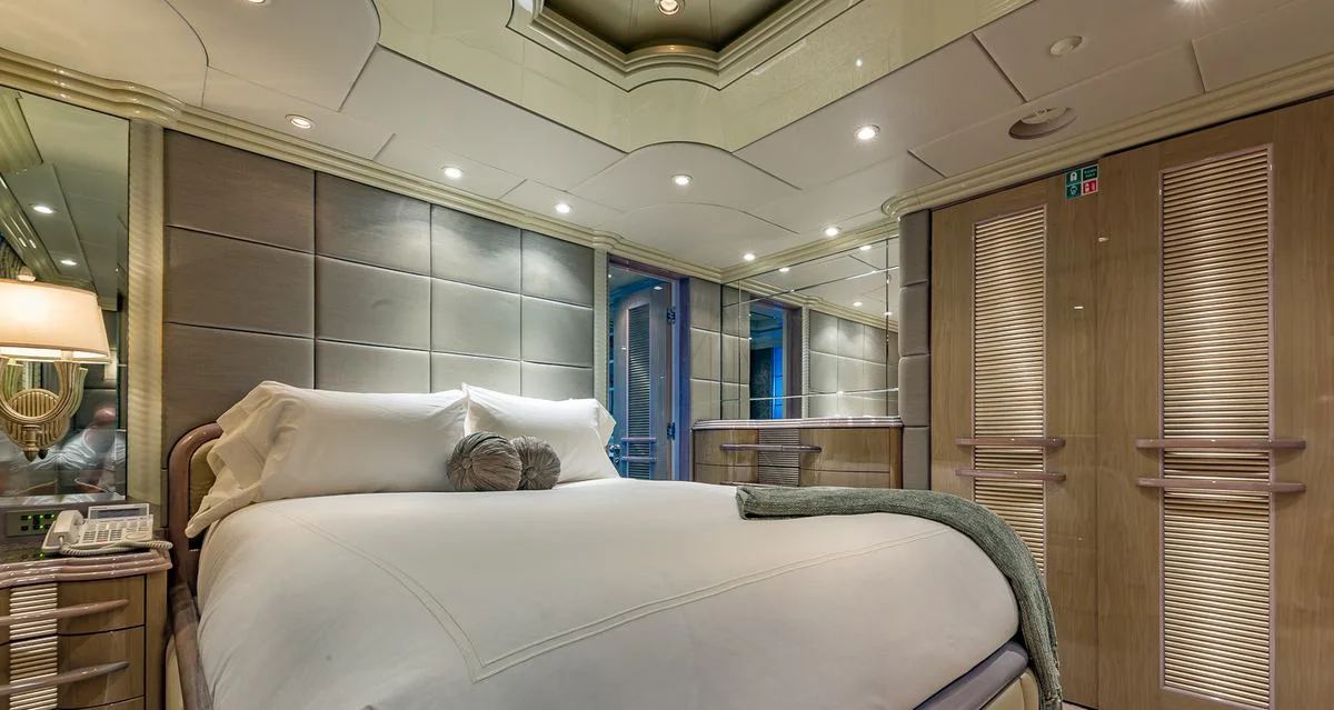 I Love This Boat - photo 12 yacht charter Miami
