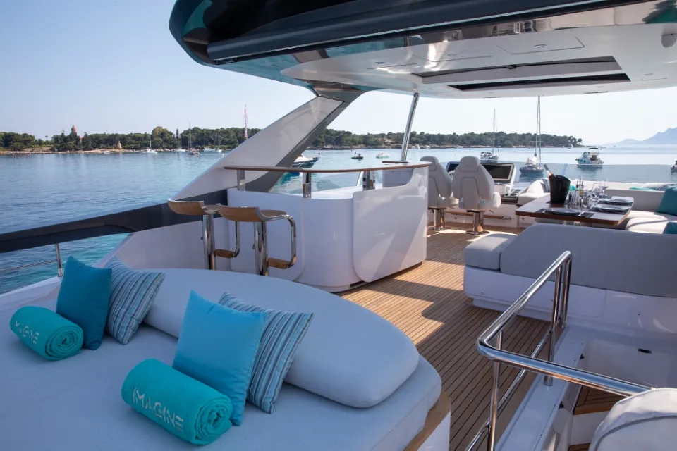 IMAGINE - photo 3 yacht charter Cannes