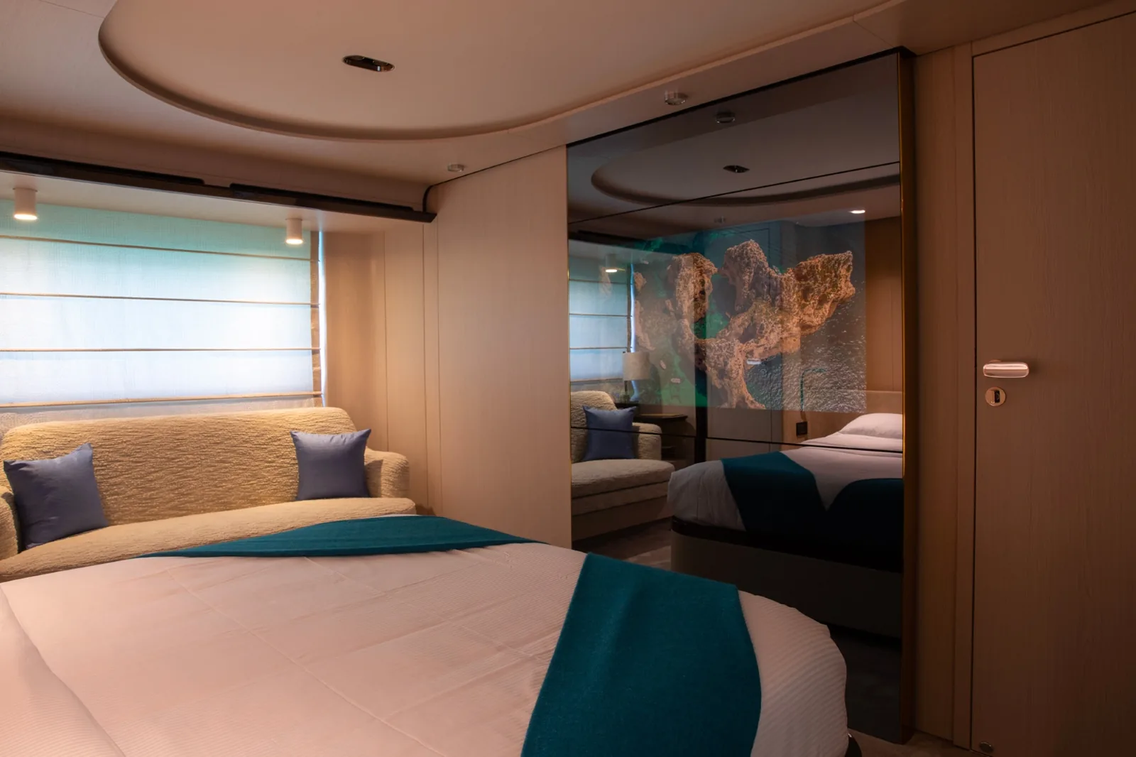 IMAGINE - photo 16 yacht charter Cannes