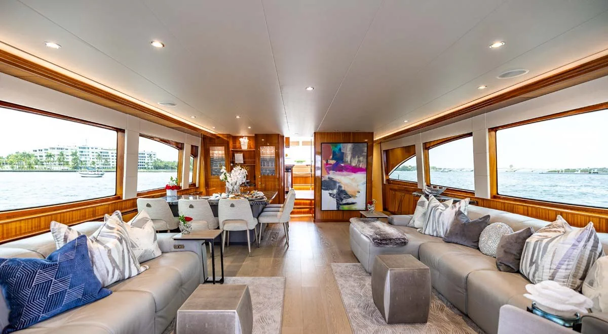 Indy - photo 5 yacht charter Miami