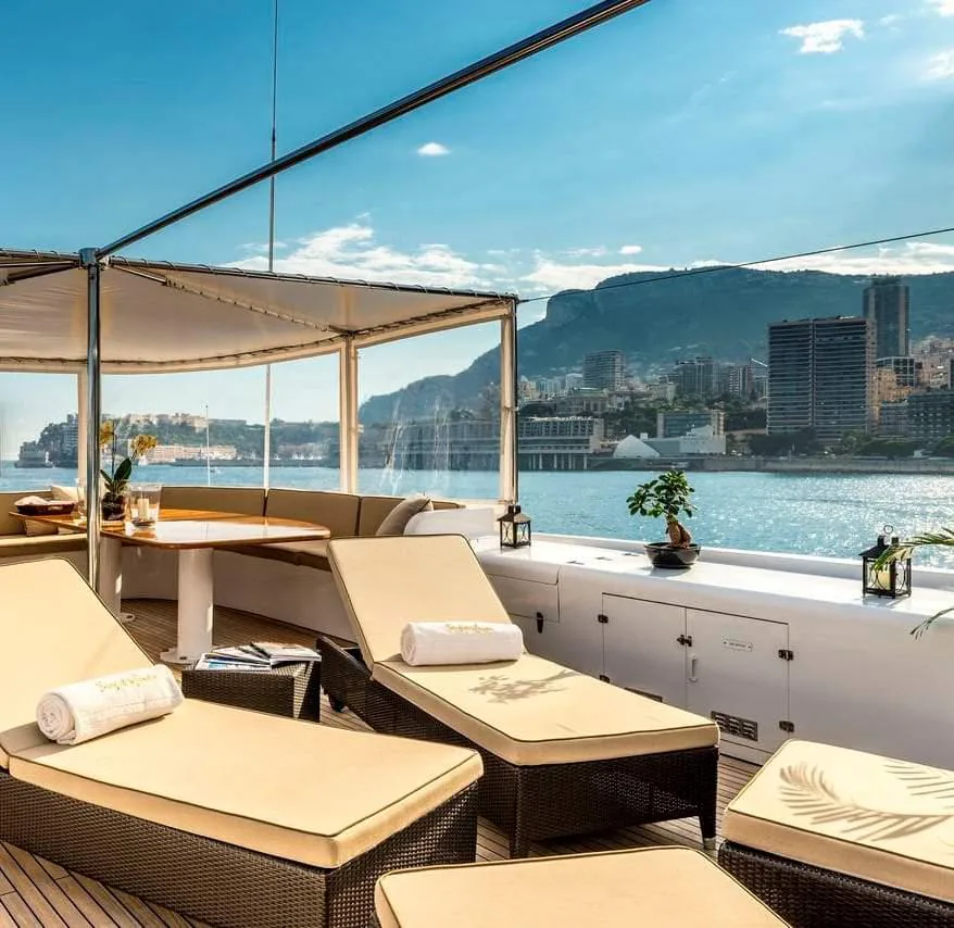 Jojo - photo 14 yacht charter Cannes