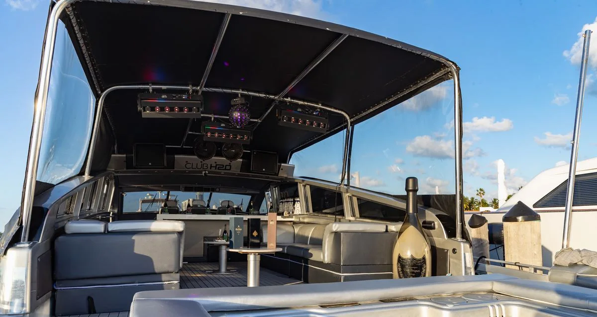 Just For Fun - photo 2 yacht charter Miami