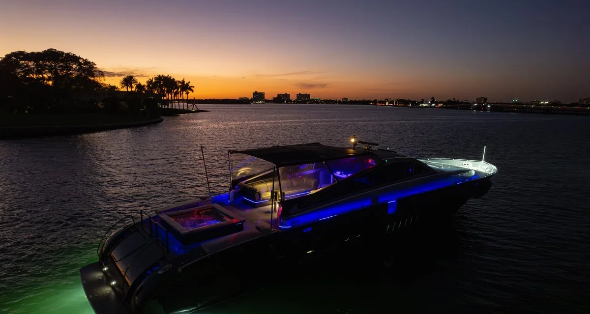 Just For Fun - photo 11 yacht charter Miami