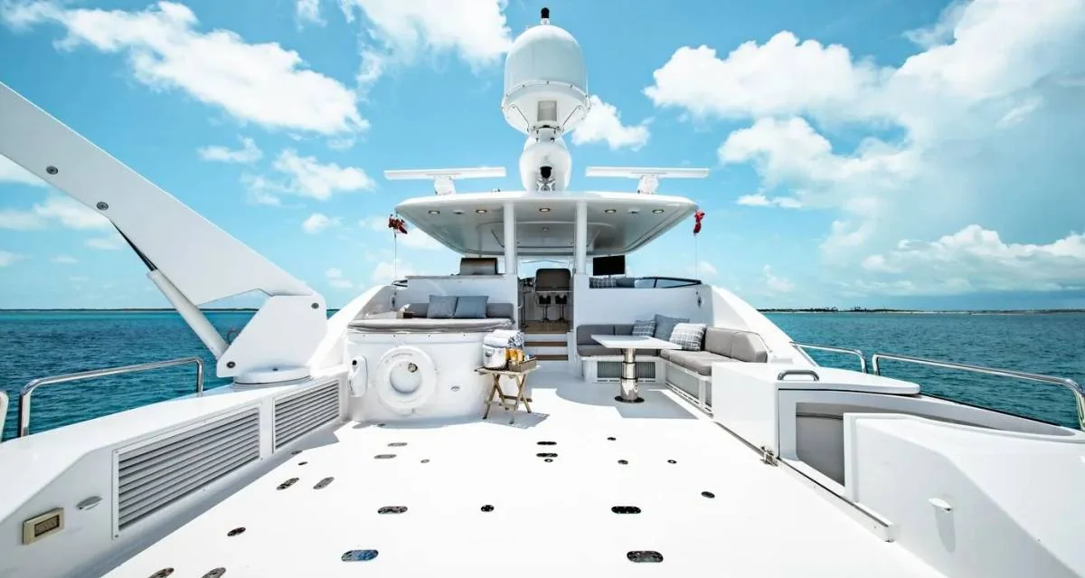 Kemosabe - photo 11 yacht charter Miami
