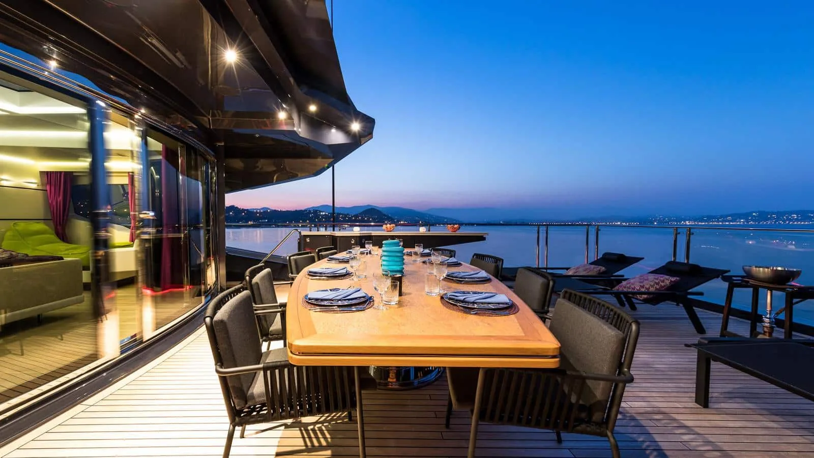KHALILAH - photo 13 yacht charter Cannes