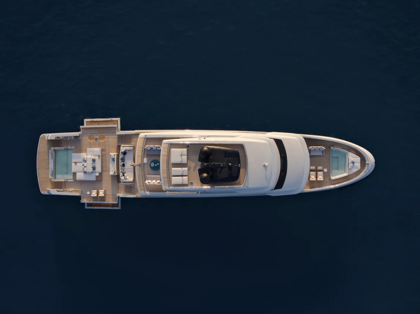 LA LA LAND - photo 3 yacht charter Cannes