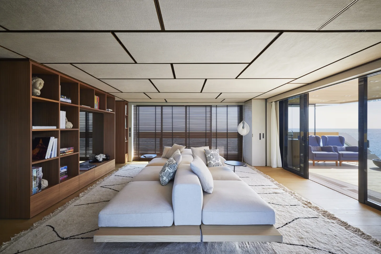 LA LA LAND - photo 11 yacht charter Cannes