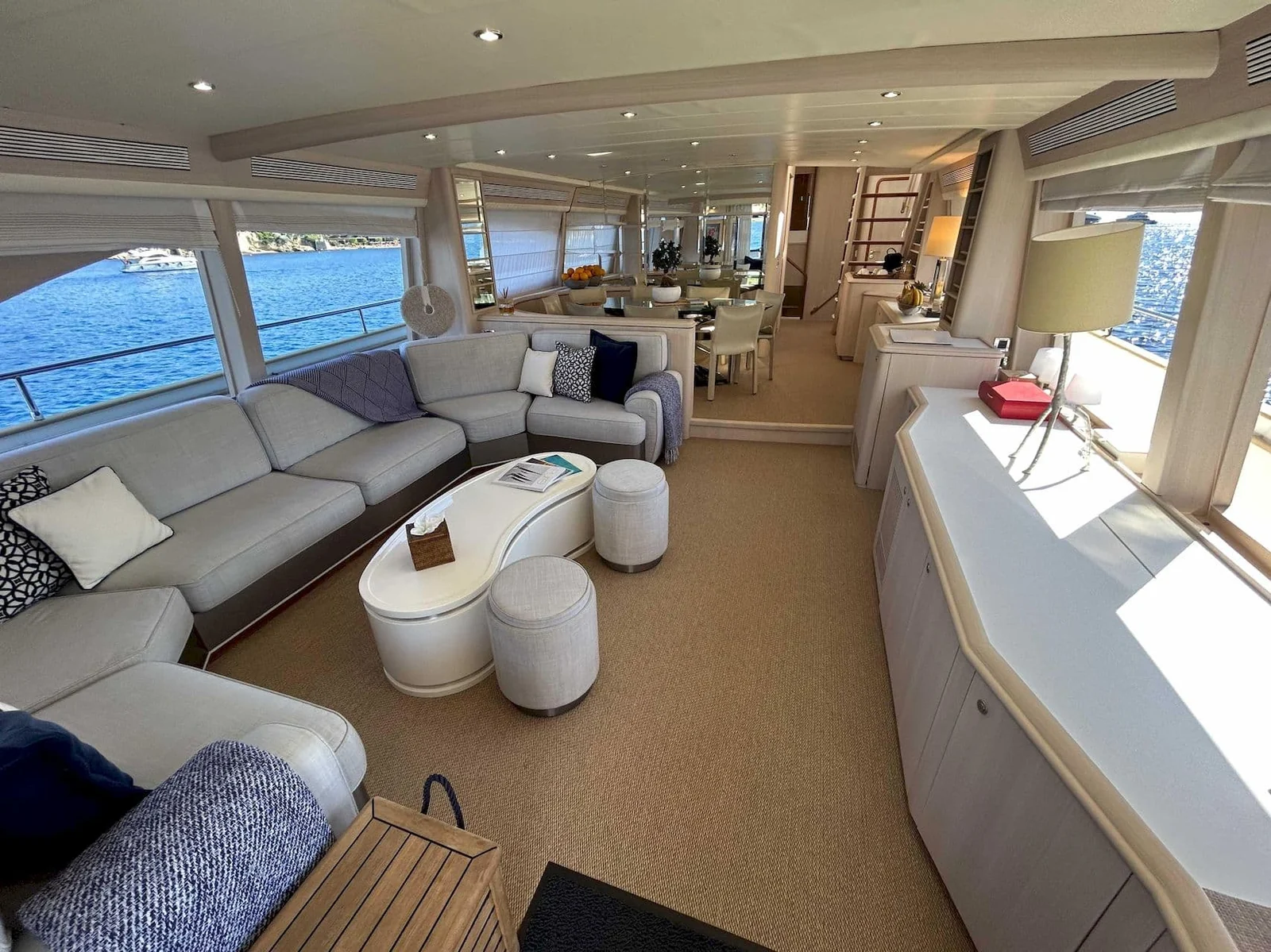 Lady Amanda - photo 8 yacht charter Cannes