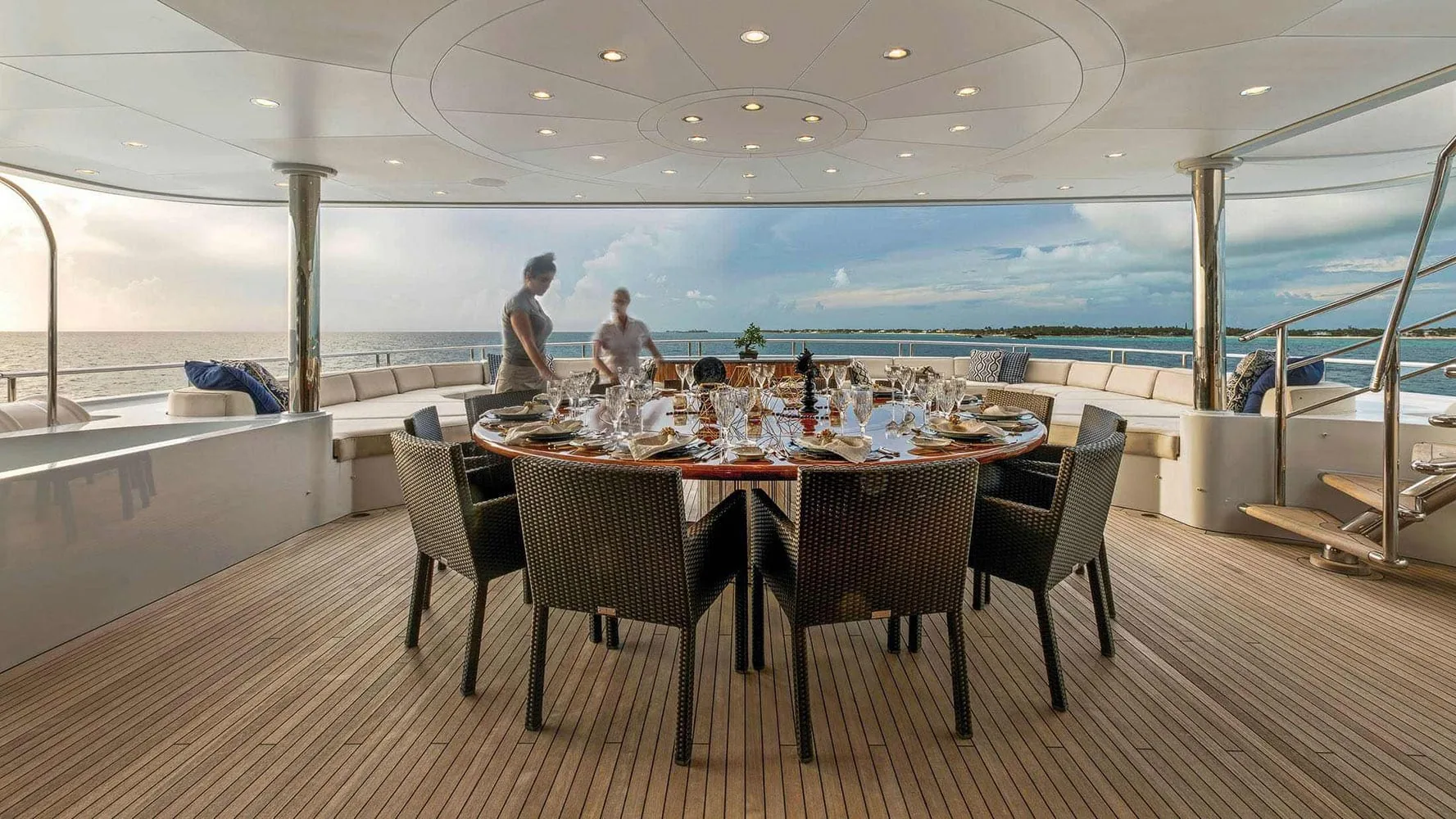 LADY BETH - photo 21 yacht charter Cannes