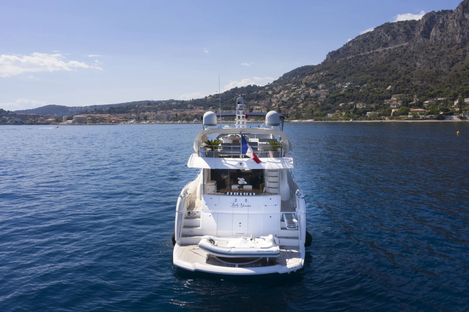 LADY YOUSRA - photo 10 yacht charter Cannes