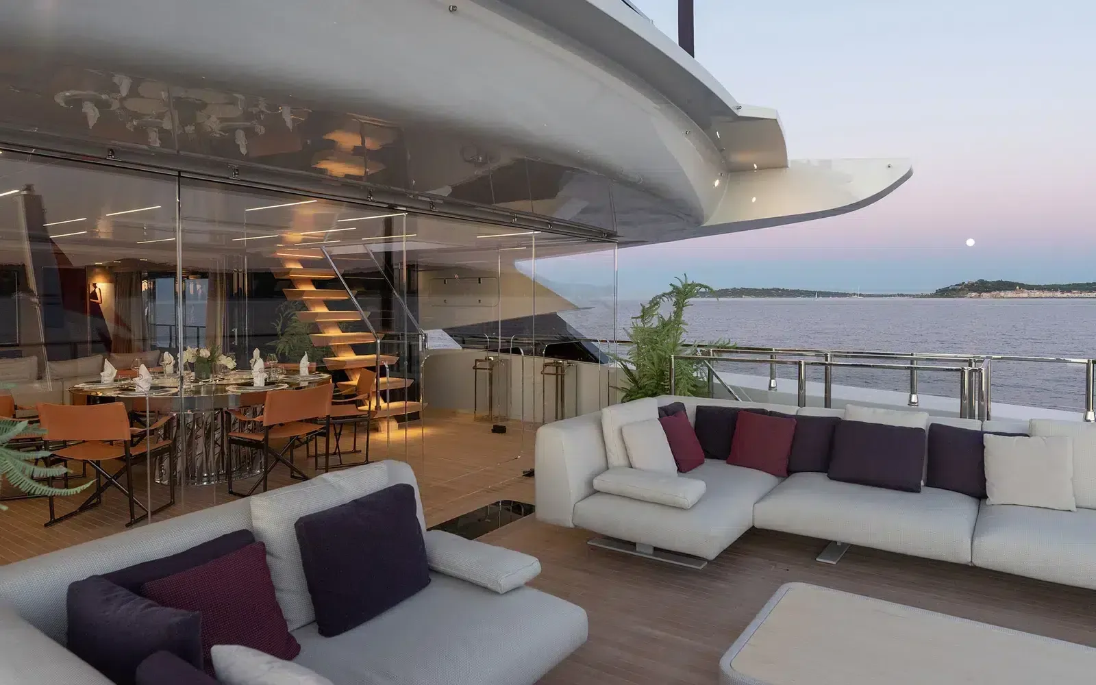 LEL - photo 11 yacht charter Cannes